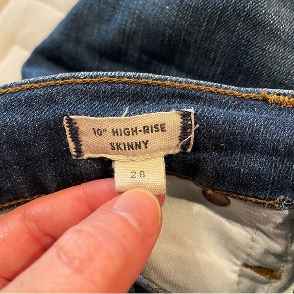 Madewell 10” High Rise Button Fly Skinny Jeans in Hanna Wash 28 - Picture 11 of 15